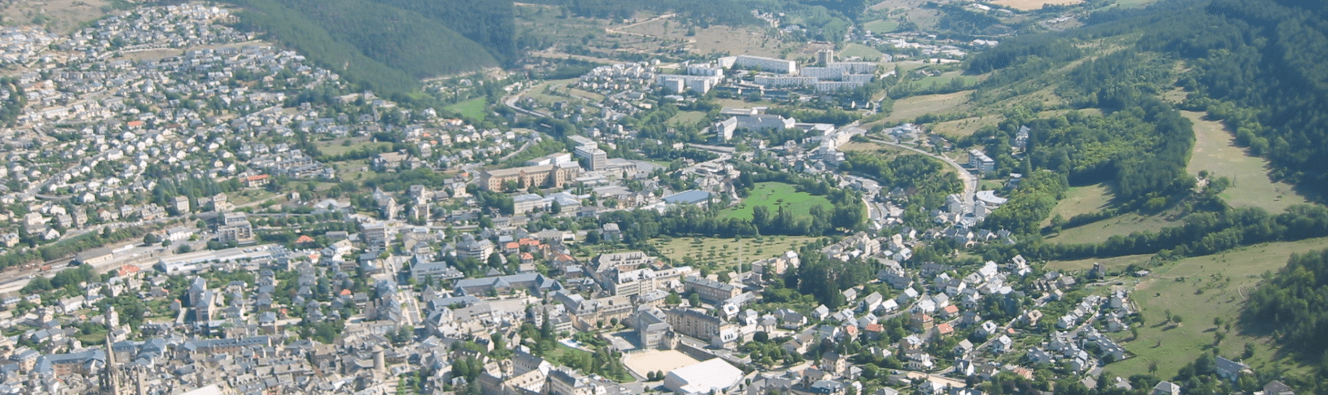 débarras maison Mende, débarras appartement Mende, vide maison Mende, vide appartement Mende, débarras maison gratuit Mende, encombrants Mende, vider bureaux Mende, vider maison avant vente Mende, vider maison après décès Mende