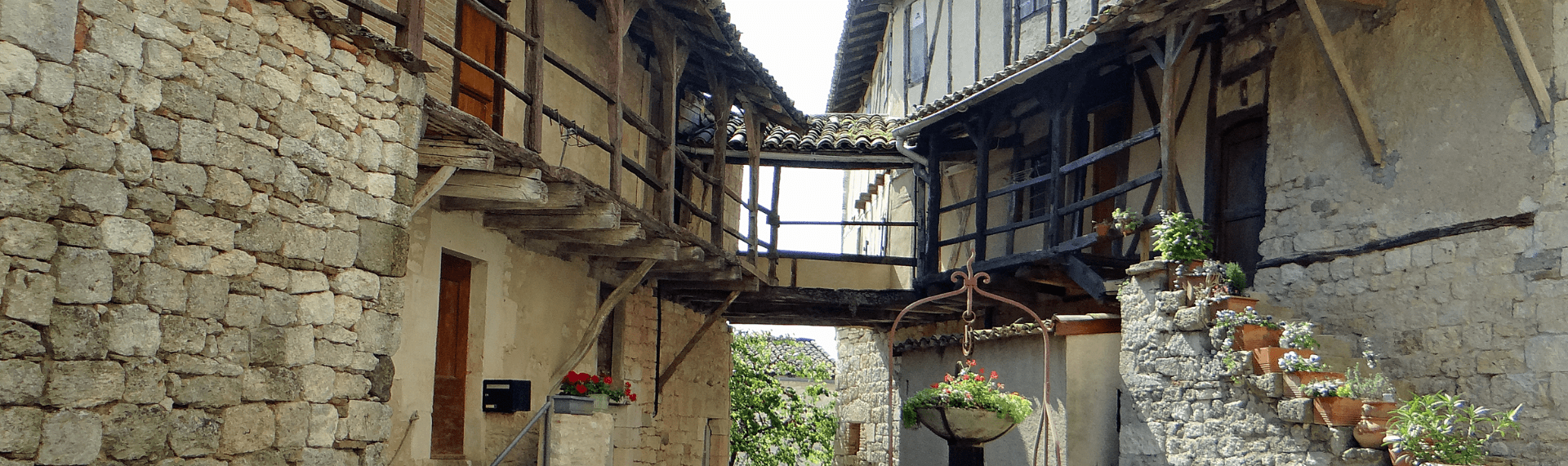 débarras maison Montpezat-de-Quercy, débarras appartement Montpezat-de-Quercy, vide maison Montpezat-de-Quercy, vide appartement Montpezat-de-Quercy, débarras maison gratuit Montpezat-de-Quercy, encombrants Montpezat-de-Quercy, vider bureaux Montpezat-de-Quercy, vider maison avant vente Montpezat-de-Quercy, vider maison après décès Montpezat-de-Quercy